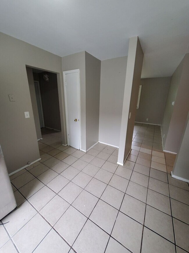 Photo - 4962-4964 N 47th St. (Duplex) Unit 4964 (Upper)