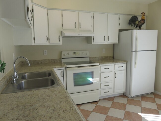 Photo - 1848 Zebulon Dr