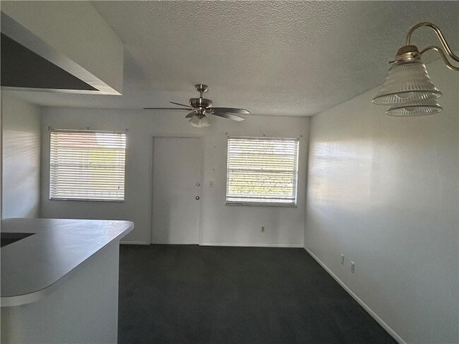 Photo - 74 Royal Oak Ct Unit 204