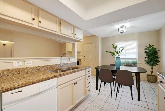 Photo - 619 Luther Dr