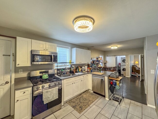 Photo - 508 Chapel St Apartment Unit #1