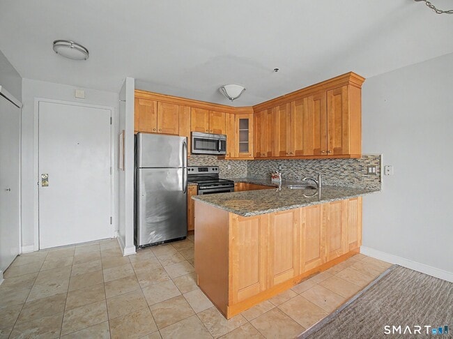 Building Photo - 104 North St Unit 604
