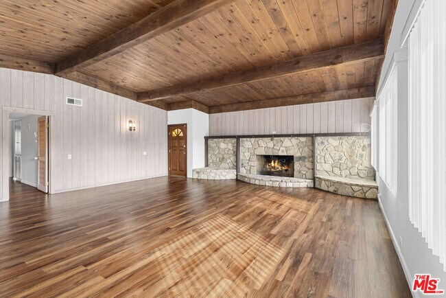 Photo - 1295 El Hito Cir