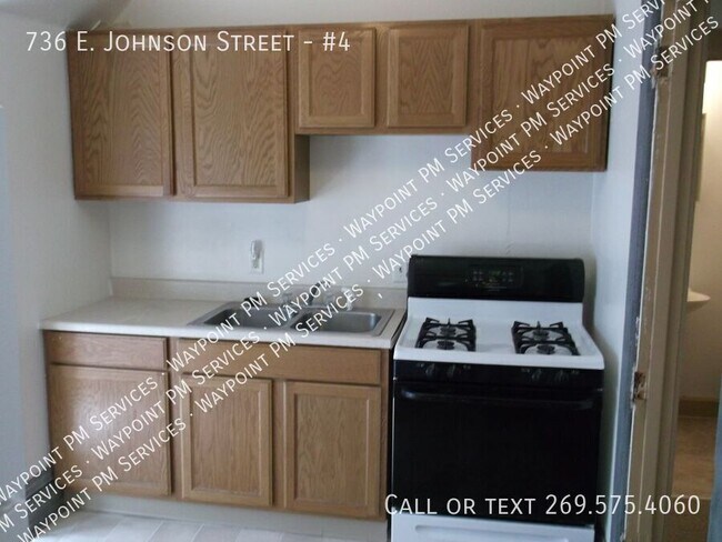 Photo - 736 E Johnson St Unidad #4