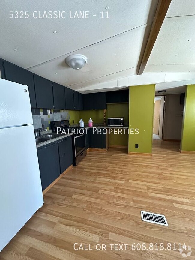 Building Photo - 5325 Classic Ln Unit 11 Rental