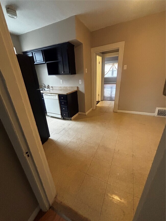 Photo - 5043 Alaska Ave Unidad D