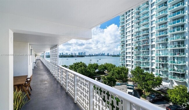 Building Photo - 910 West Ave Unit 0603 Rental