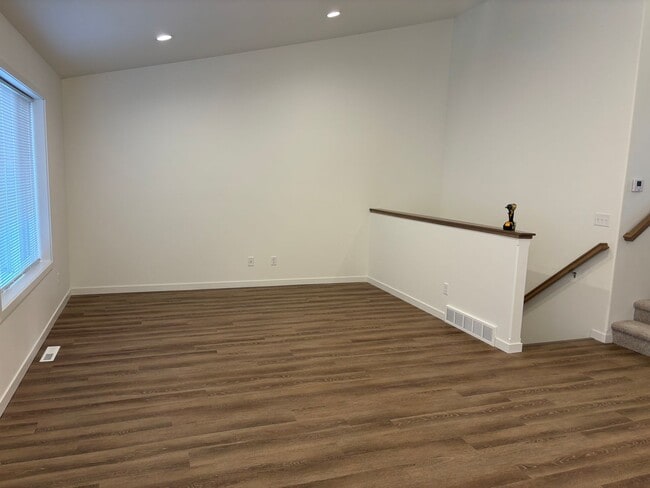 Photo - 3 Bed 3 Bath Townhome