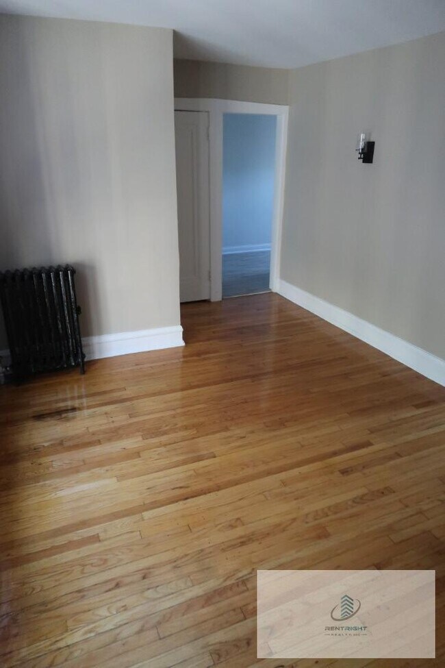 Photo - 6364-82 N Hermitage Unidad 6372-2