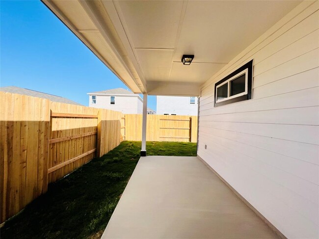 Photo - 170 Living Reef Dr