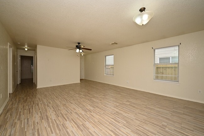 Photo - 12518 Sterlingstone Dr