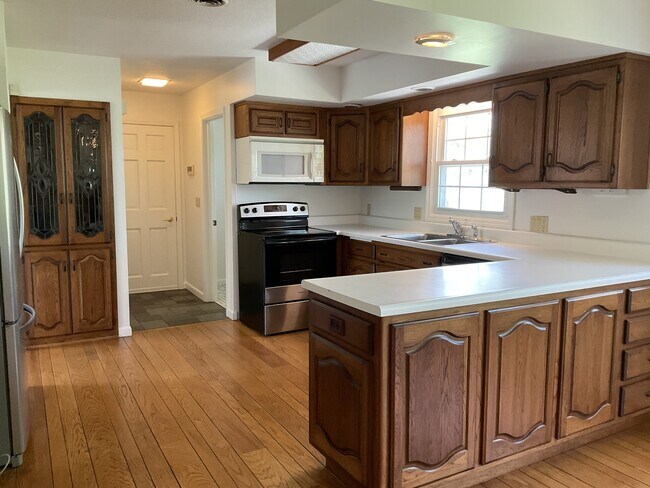 Photo - 3715 Marigold Dr