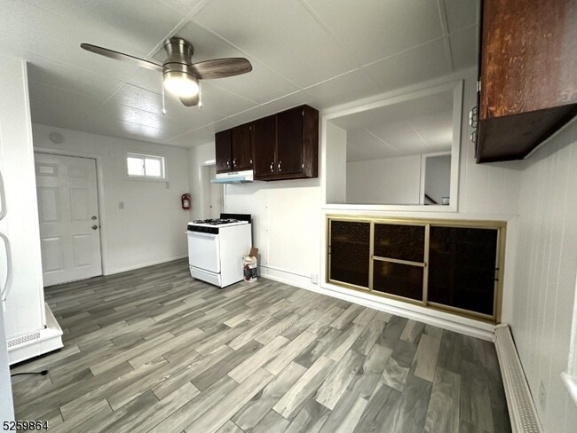 Photo - 89 Getty Ave