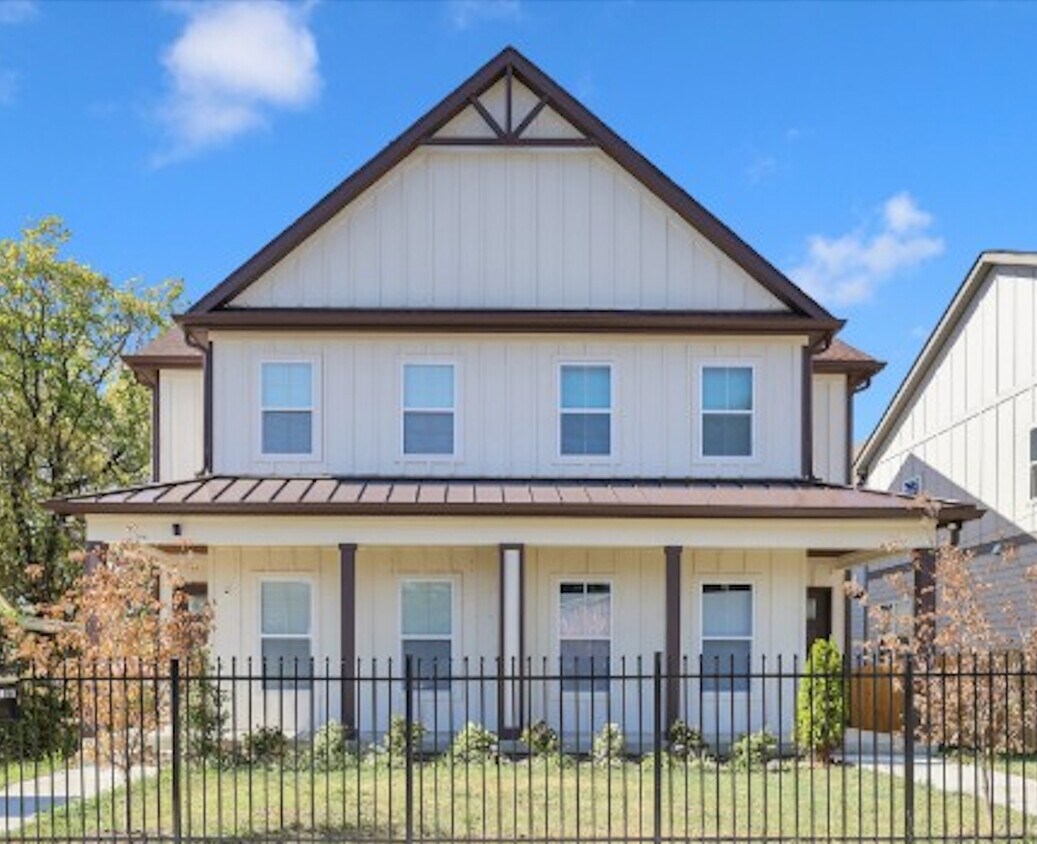 Photo - 1219 14th Ave S (Nashville, TN)
