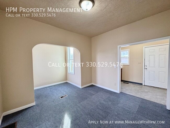 Photo - 641 Garfield Ave SW