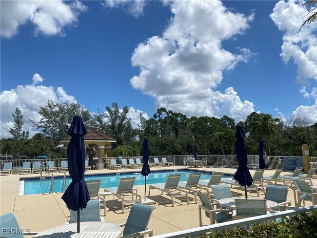 Photo - 1795 Four Mile Cove Pkwy Unidad 834