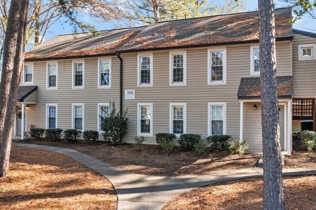 West Oak Apartments