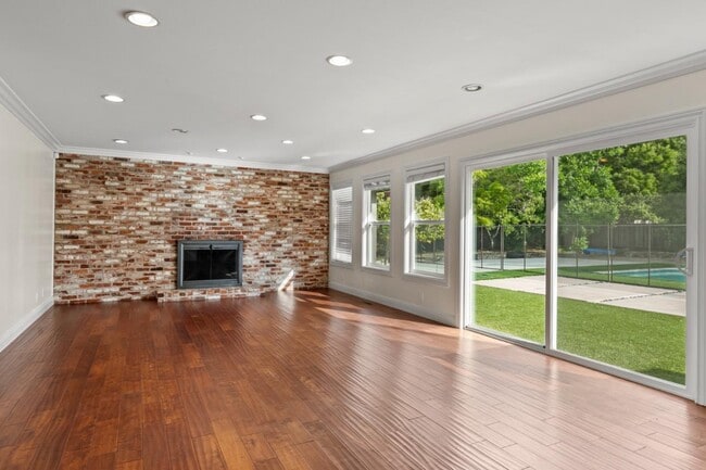 Photo - 1824 Black Mountain Rd