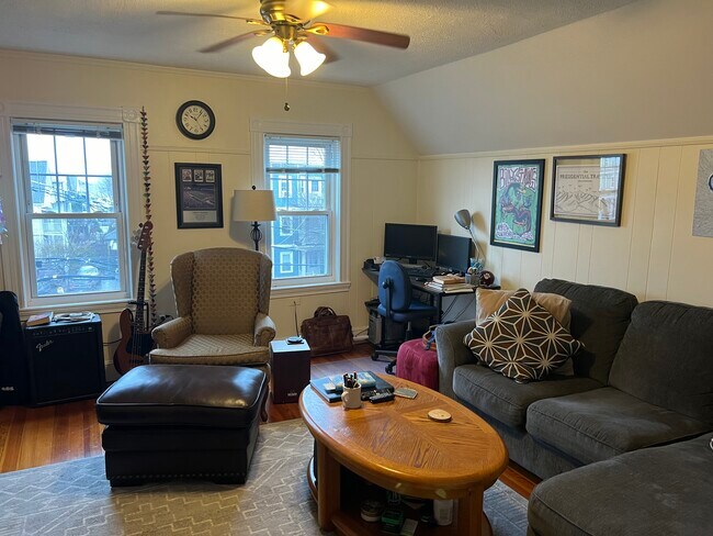 Building Photo - 97 Massachusetts Ave Unit 3