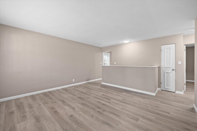 19 Manor Dr Unit 1