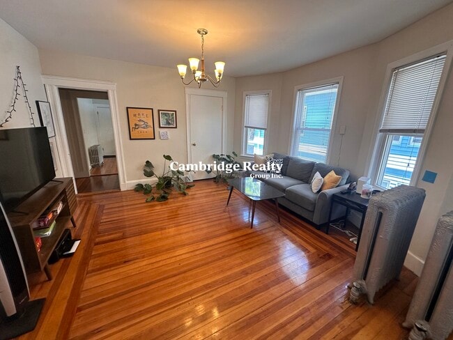 Photo - 26 Burnham St Unidad 2M
