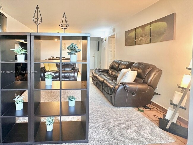 Photo - 7135 Collins Ave Unit 811