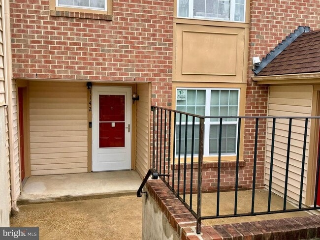 Building Photo - 1142 Windemere Ct