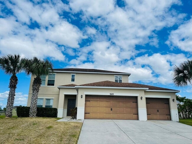 Building Photo - Brand new 4 bed 2 1/2 bath house in gated ...