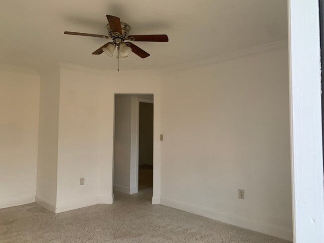 Photo - 1864 NW 21st St Unit 2