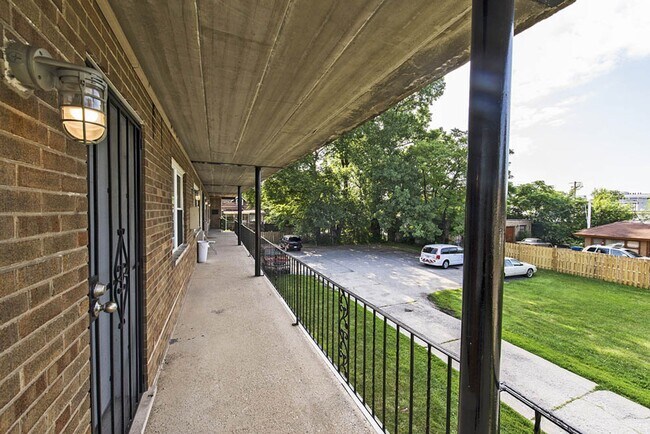 Photo - 2109 S 5th Ave Maywood, IL 60153