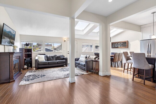 Photo - 3522 Dundas St Unité SI ID1227731P