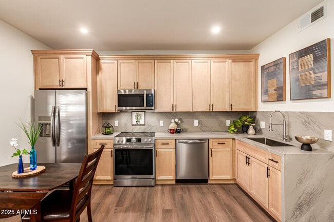 Photo - 12005 N Panorama Dr Unit 202