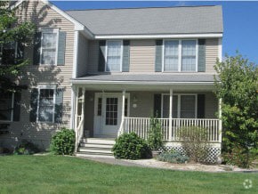 Building Photo - 2 Pine Bluff Rental