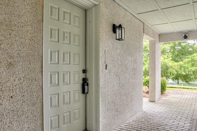 Photo - 106 Riverbend Dr