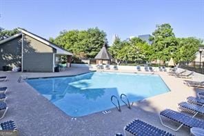 Photo - 448 McGill Pl NE