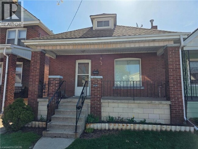 Photo - 214 Fairfield Ave