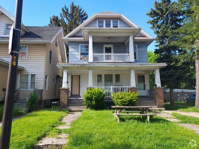 Building Photo - 318-320 Durnan St Unit 320C (3rd) Rental