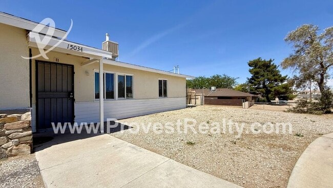 Building Photo - 15034 Sequoia St
