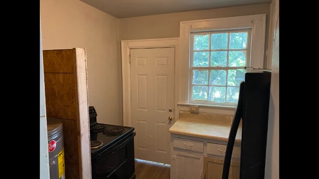 Photo - 2333 Winona Ave Unit 2335 Winona Ave