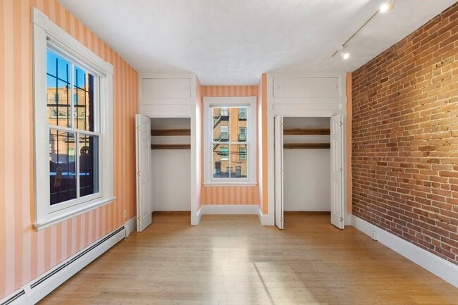 Photo - 437 Marlborough St Unit 12