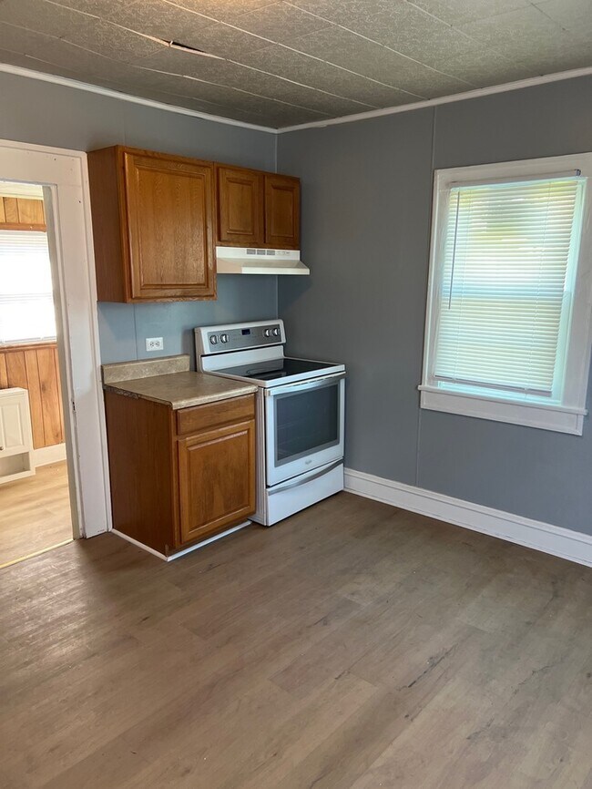 Photo - 101 Washington St