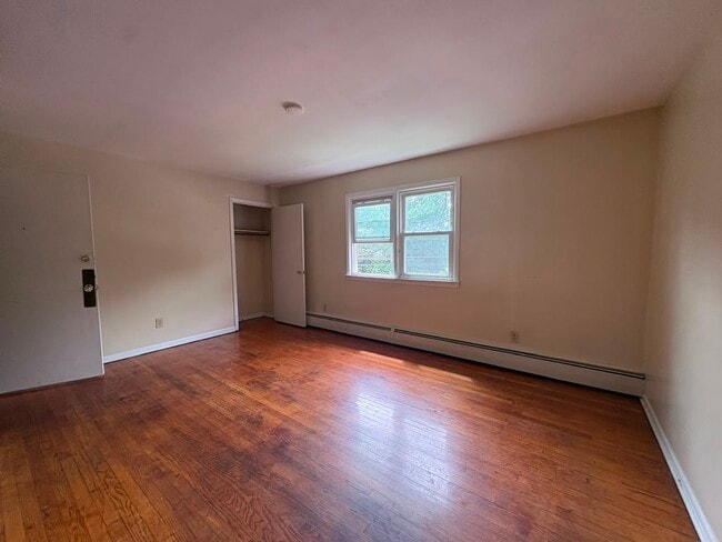 1105 Ella T Grasso Blvd Unit 2L
