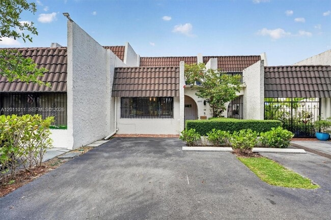 Photo - 8855 SW 62nd Terrace
