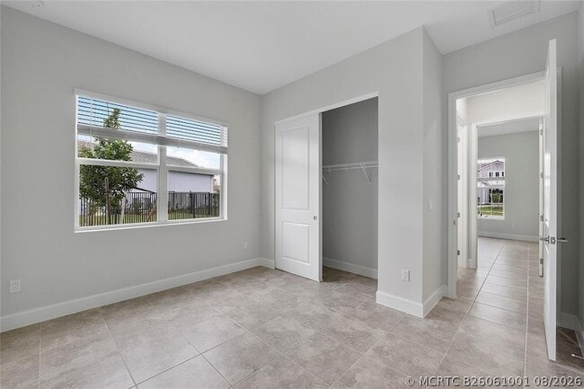 5223 Liberty Ln