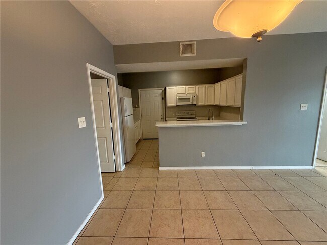 Photo - 8126 Jutland Rd