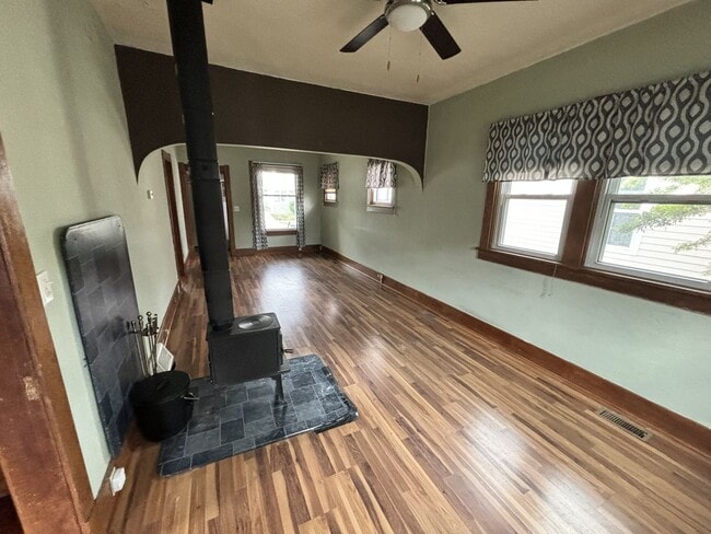 Photo - 1523 E Garfield St