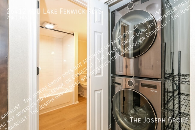 Photo - 26412 Lake Fenwick Rd S