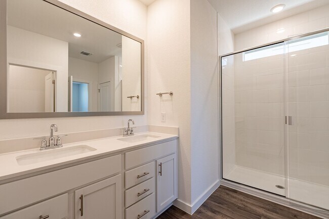 Photo - Beautiful 4 bedroom, 2.5 bathroom home in Leander!!!