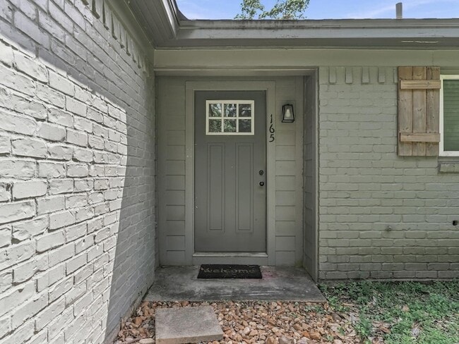 Photo - 165 Morris Dr