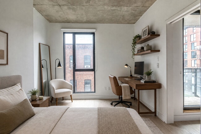 Photo - Will & Rich - Griffintown Apartments for rent